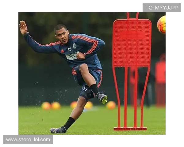 足球球星如何通过科学训练与营养调节实现身高增长探索